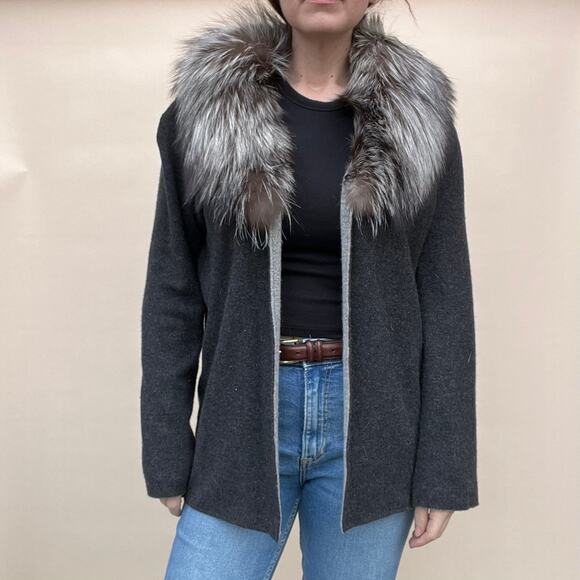 Stunning Gray Cashmere and Fox collar cardigan by Neiman Marcus Womens Size M - Picture 2 of 6